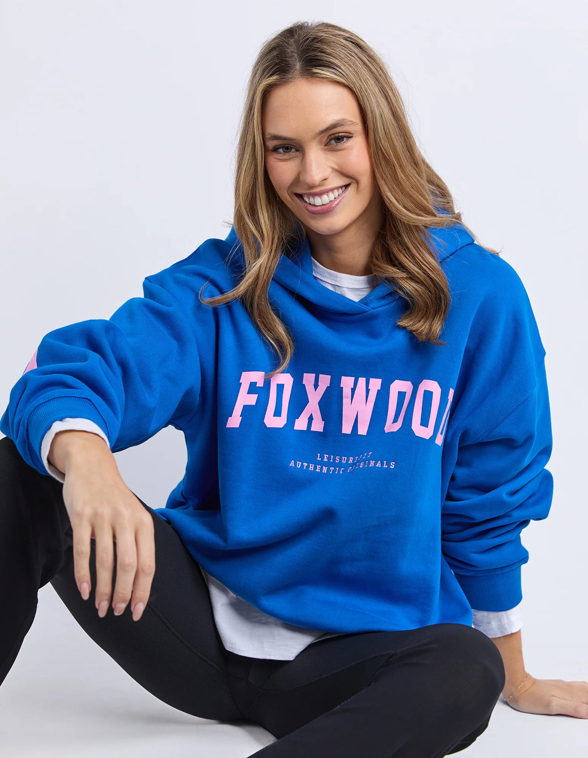 INTERVAL HOODIE