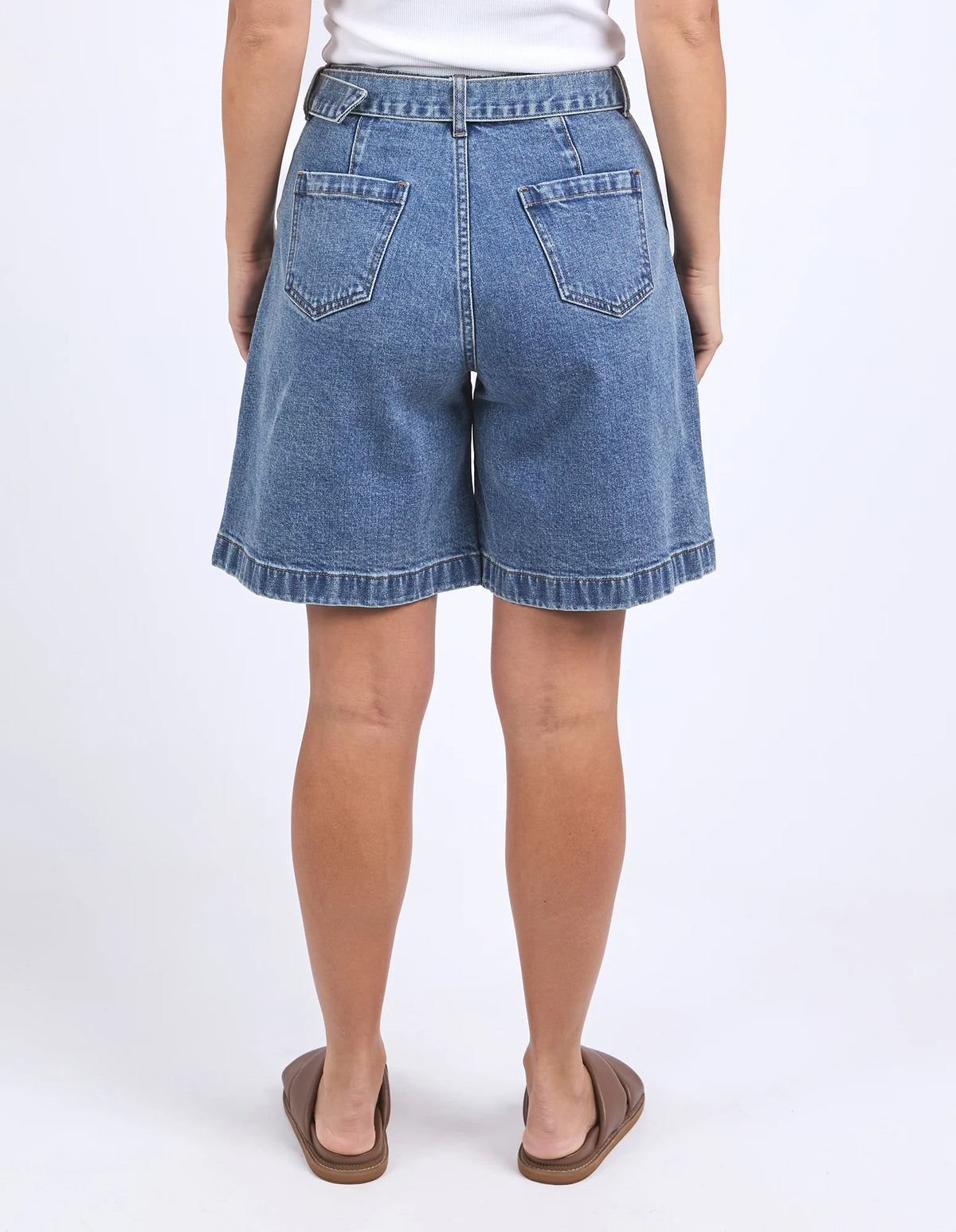 SAINT SHORT