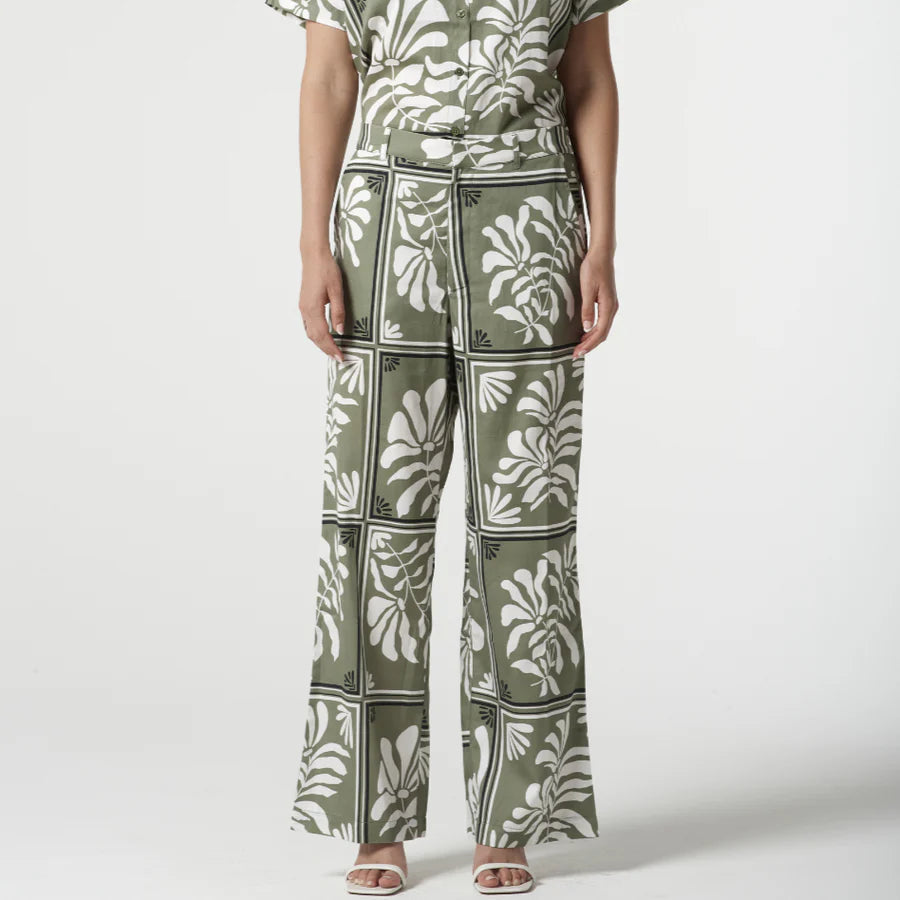SOFT ANKLE PANT