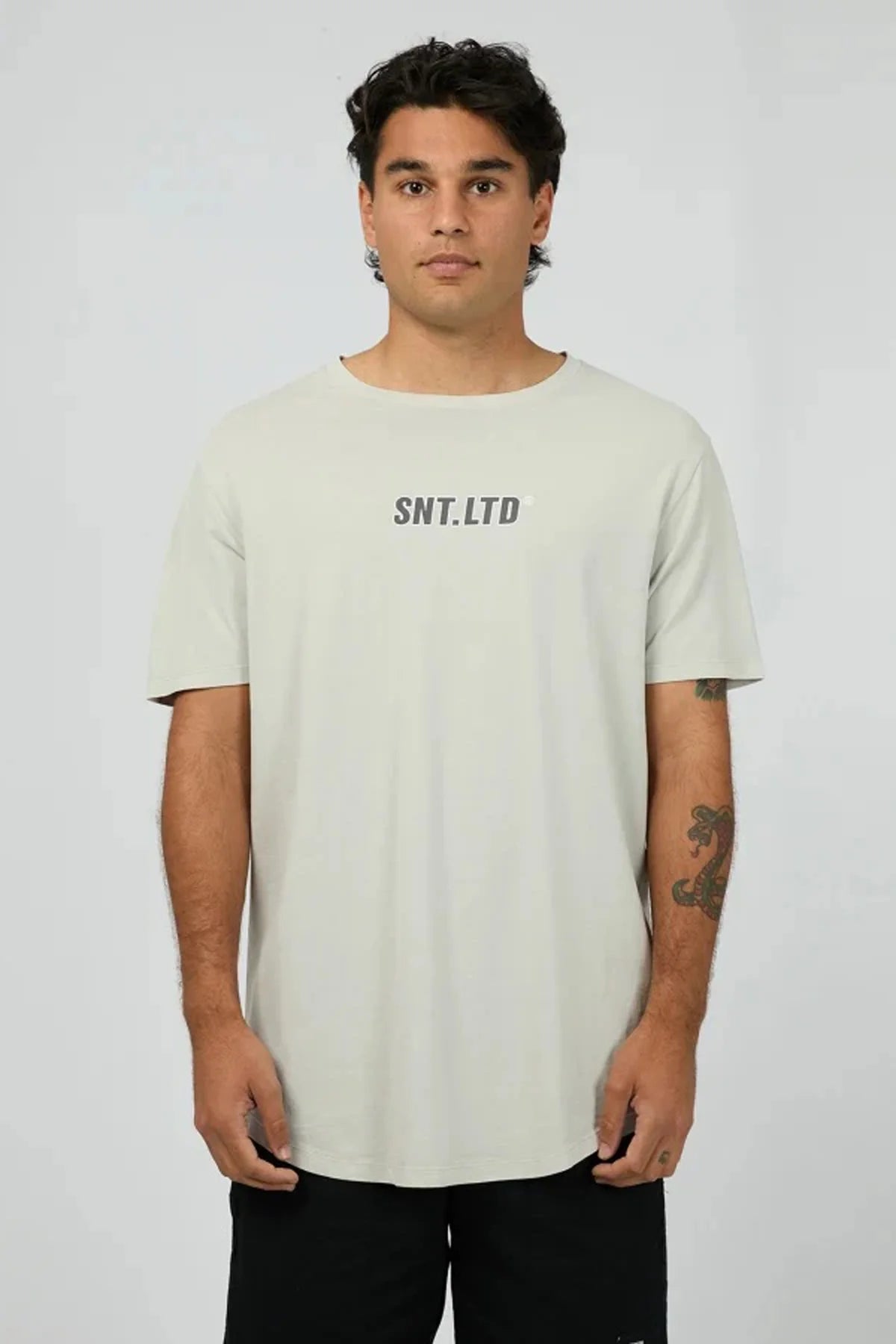 VITAL EXT SCOOP TEE