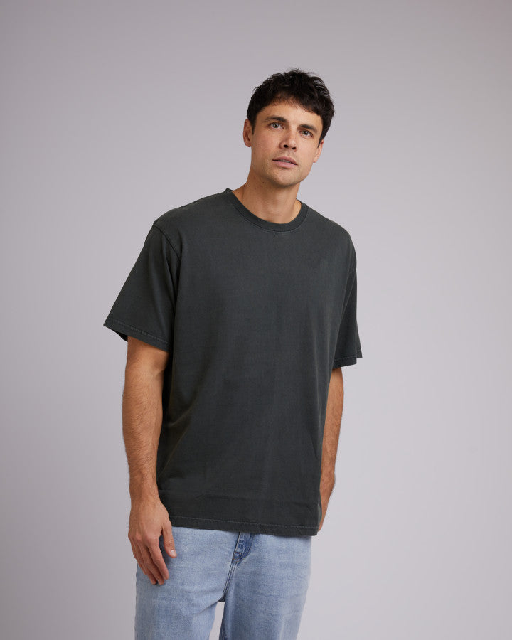 OVERSIZED TEE