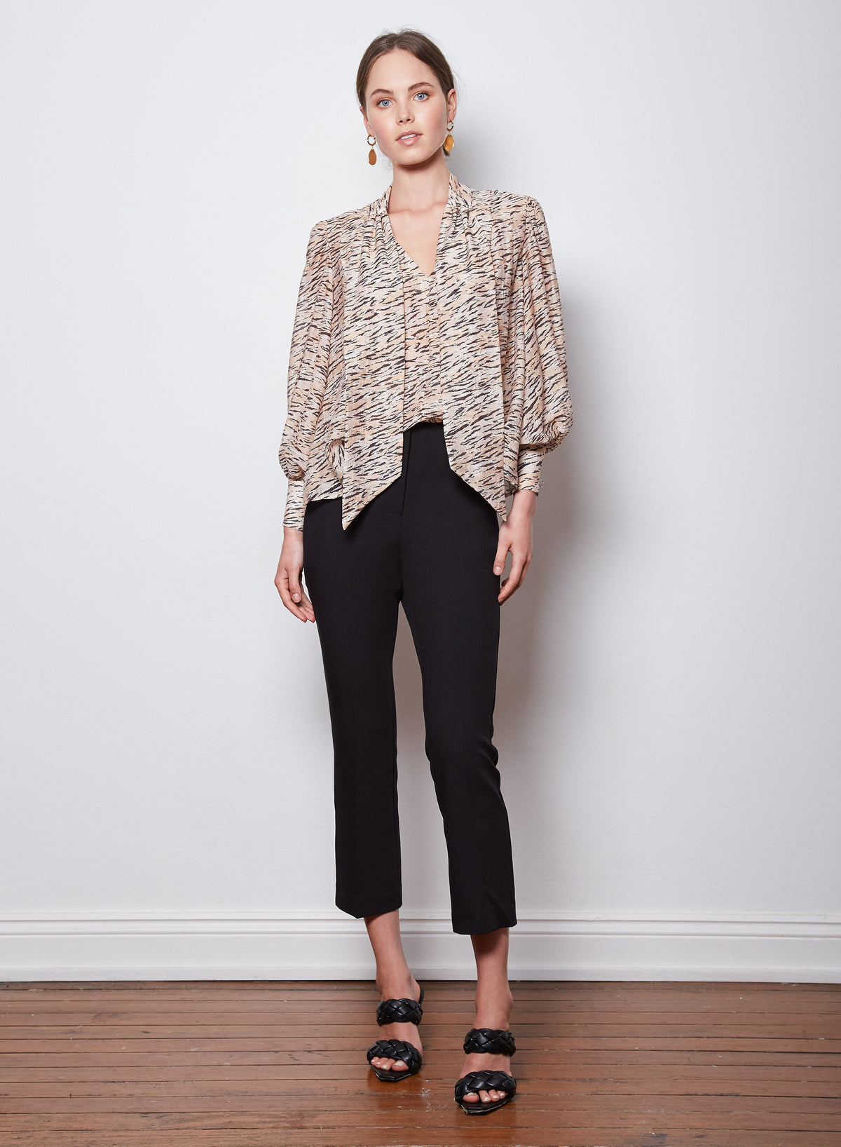 HORIZON TIE BLOUSE