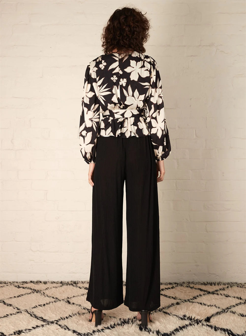 ROSEWOOD CROSSOVER BLOUSE