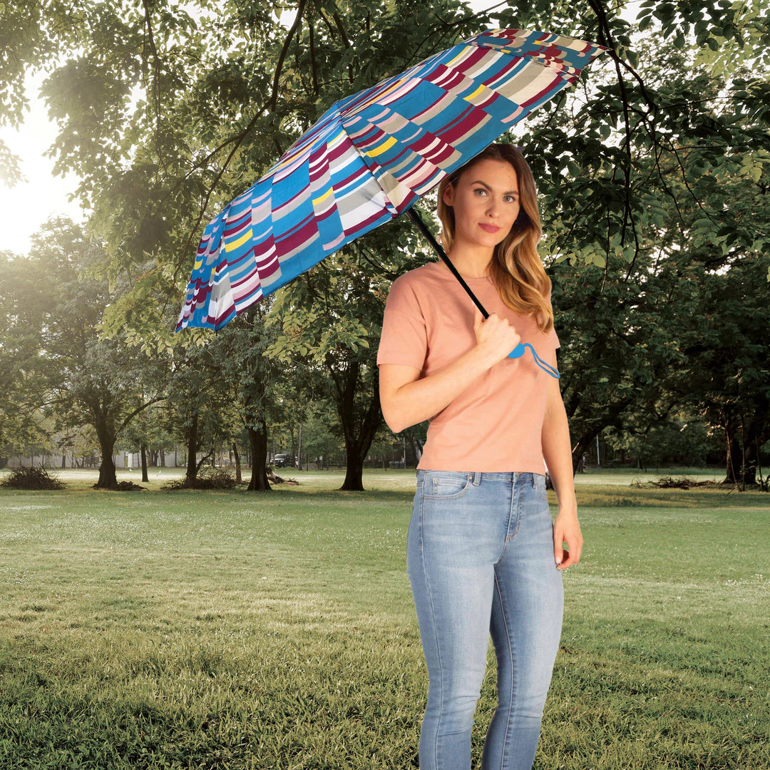 COMPACT UMBRELLA