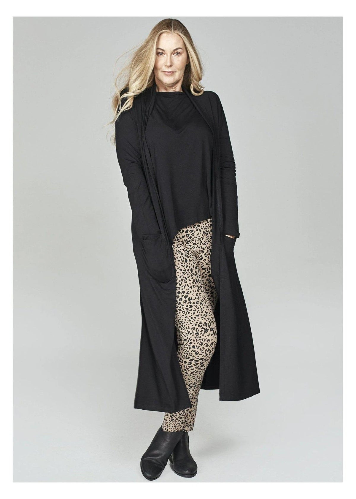 THE POCKET CARDI