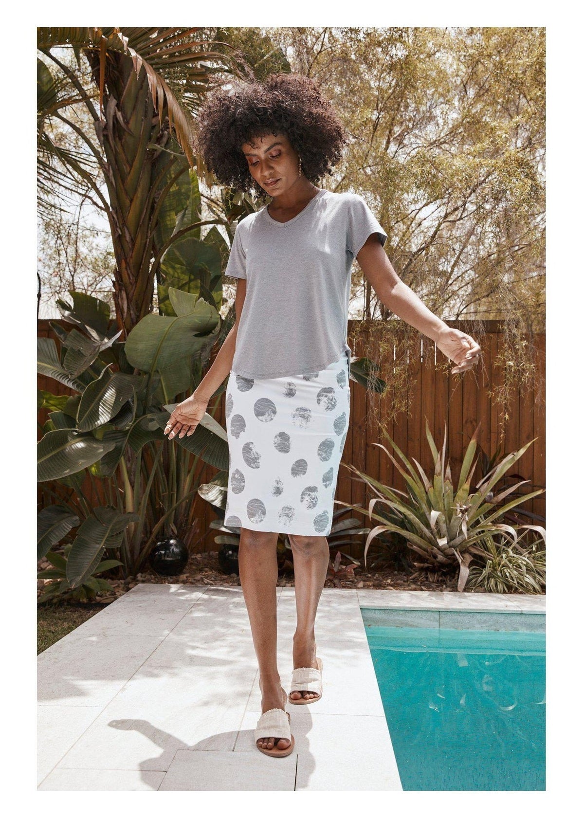 MIDI WHITNEY TUBE SKIRT