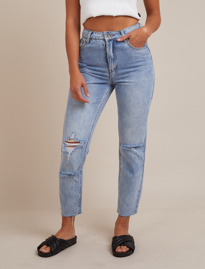 MONICA MOM JEAN